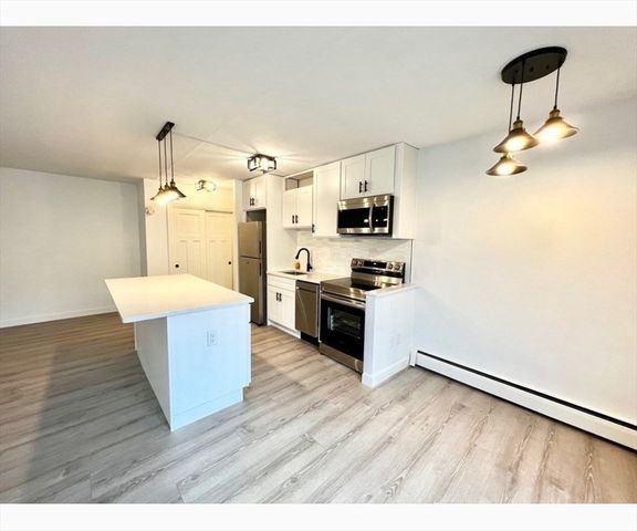 123 Sewall Ave 2B, Brookline, MA 02446