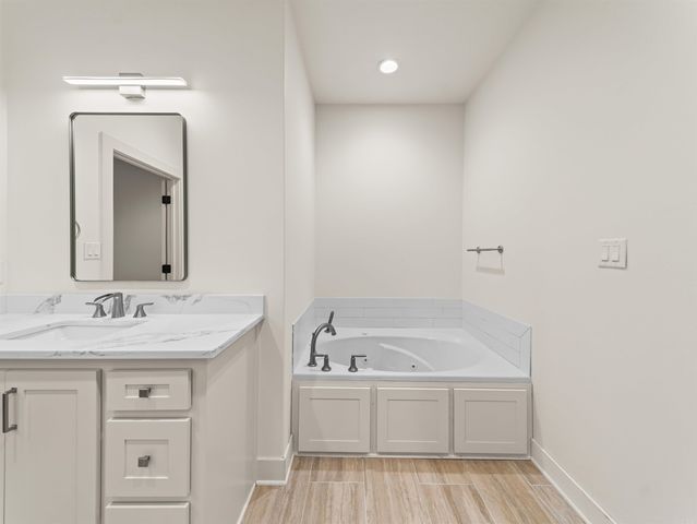 13 Corvera Place, Hot Springs Village, AR 71909
