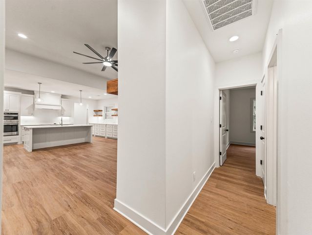 13 Corvera Place, Hot Springs Village, AR 71909