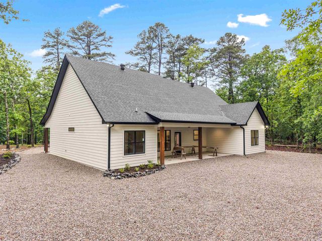 13 Corvera Place, Hot Springs Village, AR 71909