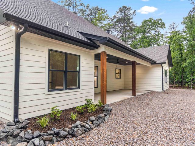 13 Corvera Place, Hot Springs Village, AR 71909