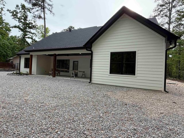 13 Corvera Place, Hot Springs Village, AR 71909