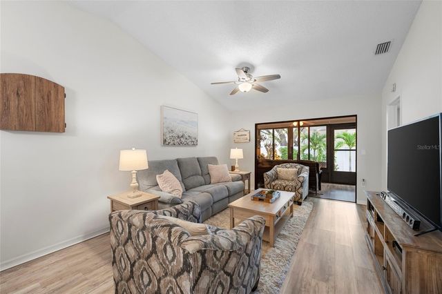 6015 27TH STREET W 1C, Bradenton, FL 34207