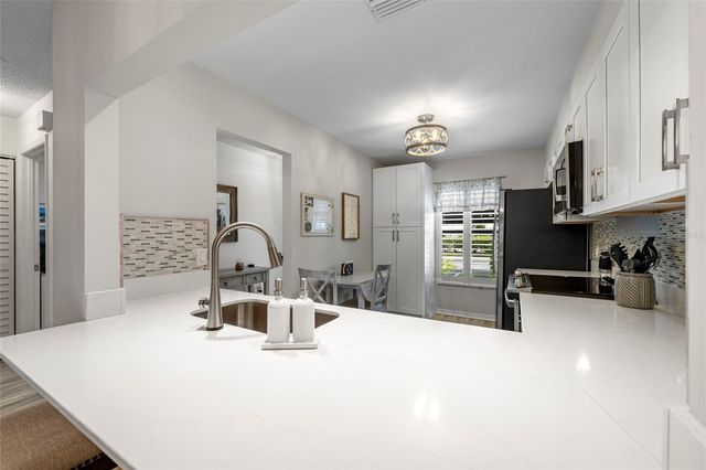 6015 27TH STREET W 1C, Bradenton, FL 34207