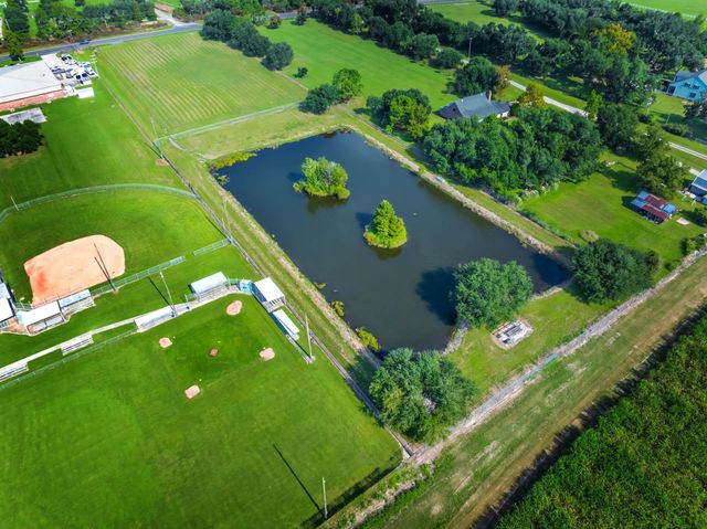 617 Bayou Dularge Rd, Houma, LA 70363