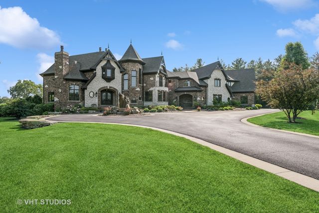 14 Vandenbergh Drive, South Barrington, IL 60010