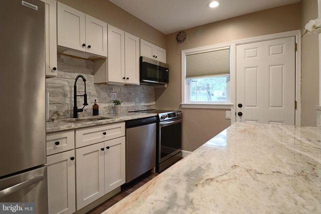 7614 DANIELS AVE, Baltimore, MD 21234