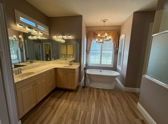 6331 YELLOW WOOD PLACE 6331, Sarasota, FL 34241