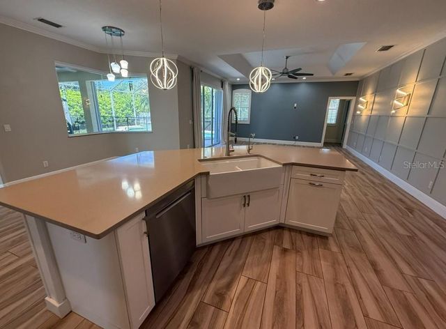 6331 YELLOW WOOD PLACE 6331, Sarasota, FL 34241