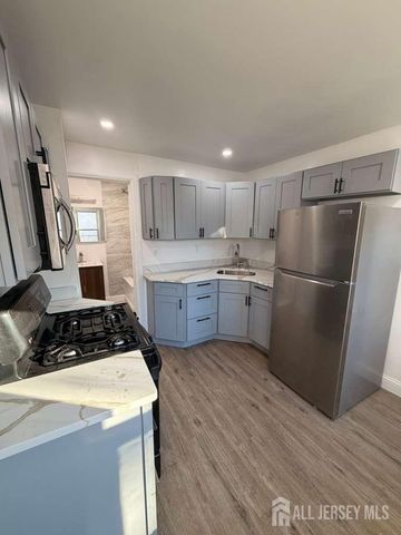 57 Charles Street, Carteret, NJ 07008