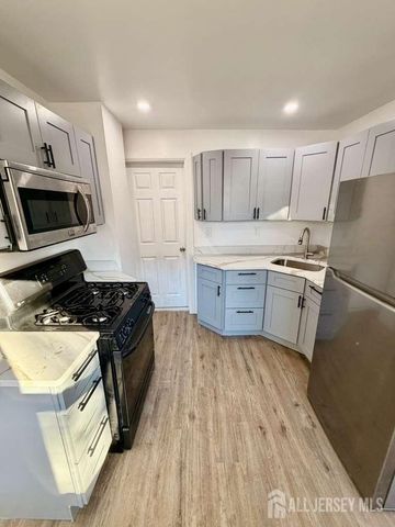 57 Charles Street, Carteret, NJ 07008