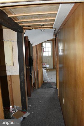 416 N HUNTER HWY, Drums, PA 18222