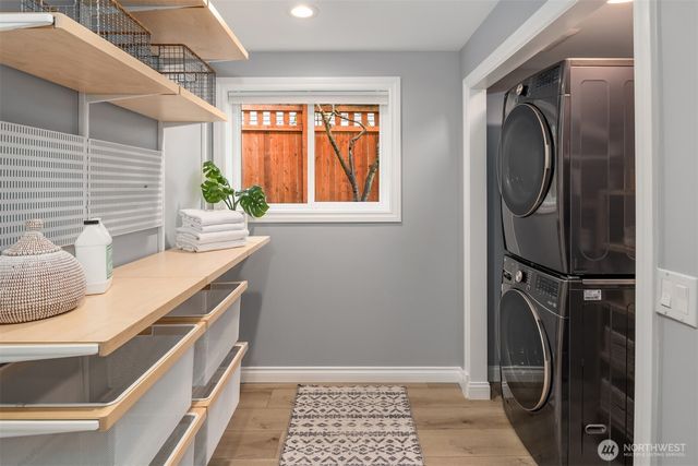6723 Dibble Avenue NW, Seattle, WA 98117
