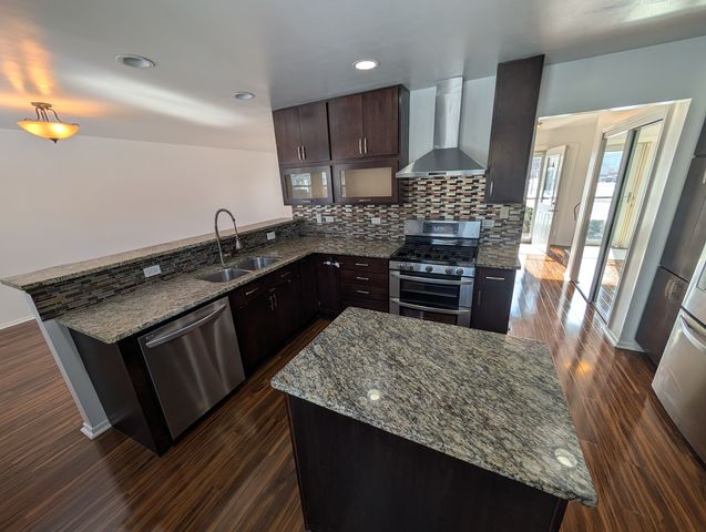 1100 186th Street, Homewood, IL 60430