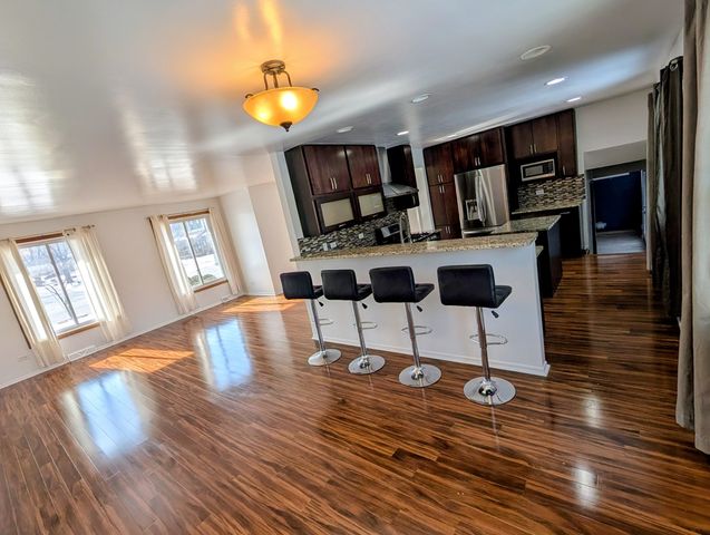 1100 186th Street, Homewood, IL 60430