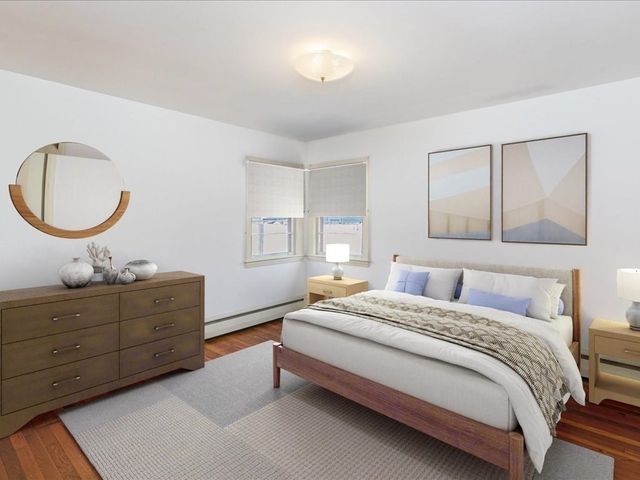 234 Foster St, Lowell, MA 01851