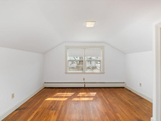 234 Foster St, Lowell, MA 01851