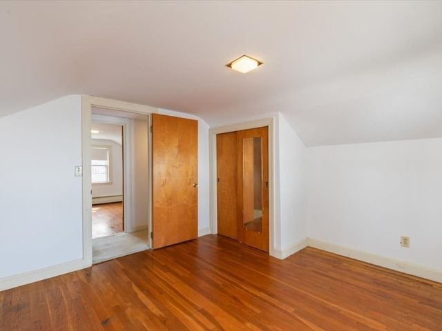 234 Foster St, Lowell, MA 01851