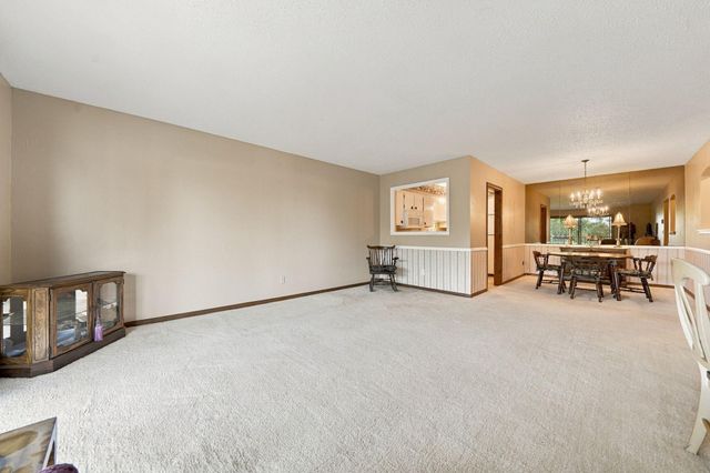 2200 Nevada Avenue S 312, Saint Louis Park, MN 55426
