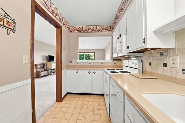 2200 Nevada Avenue S 312, Saint Louis Park, MN 55426