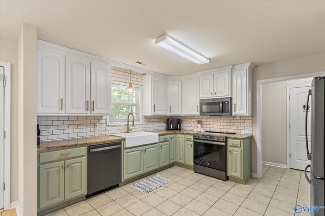 125 Grey Mare Street, Harvest, AL 35749