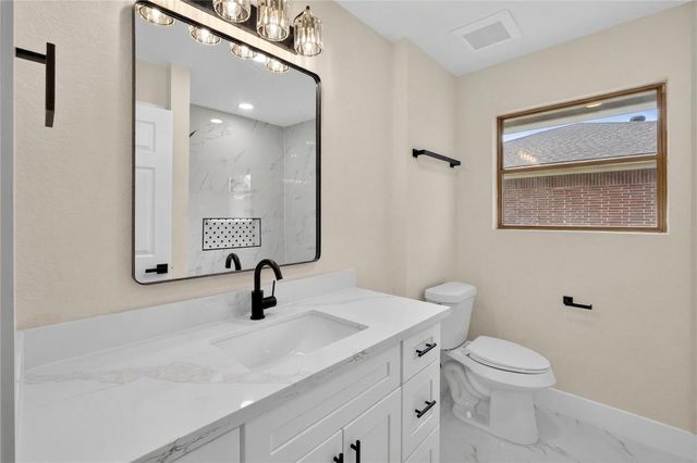 1726 Pecan Ln, Stafford, TX 77477