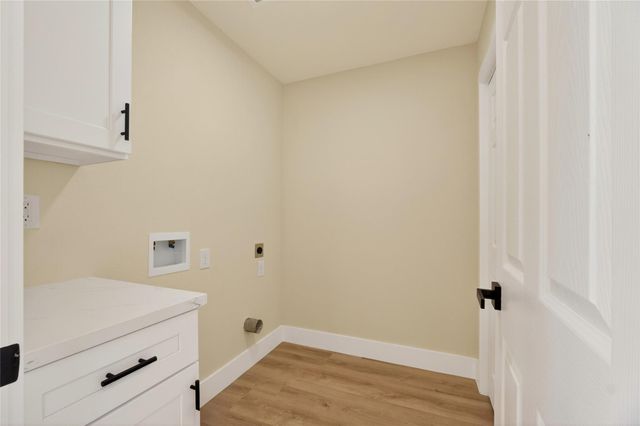 1726 Pecan Ln, Stafford, TX 77477