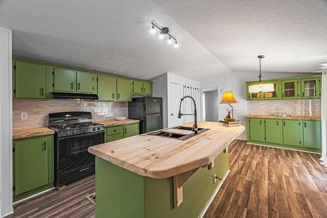 660 Aska Road, Blue Ridge, GA 30513