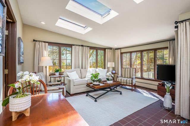 217 Mansfield Avenue, Darien, CT 06820