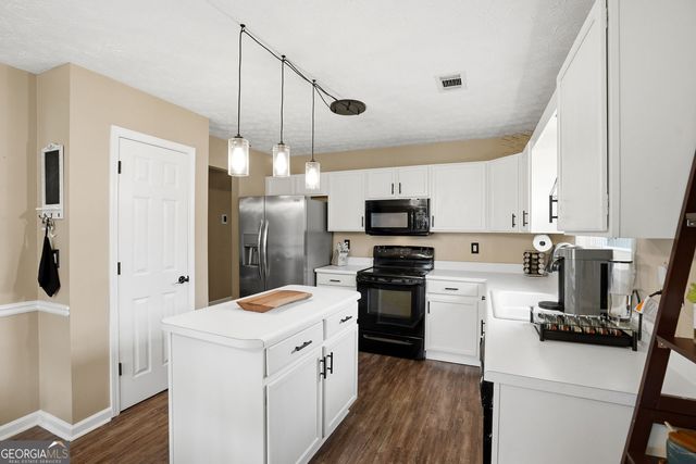 4539 Old Hwy 138, Loganville, GA 30052