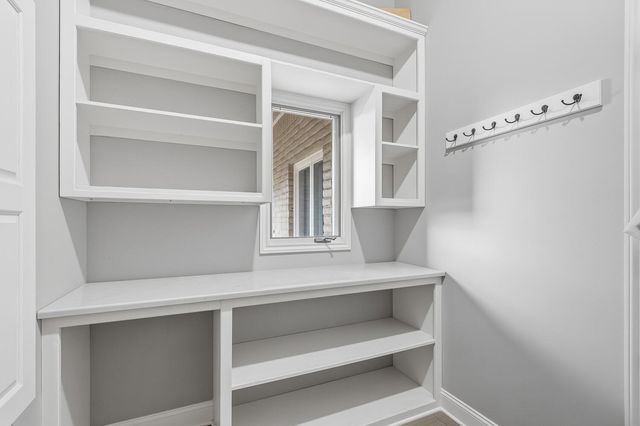 507 N Bay Country St, Wichita, KS 67235