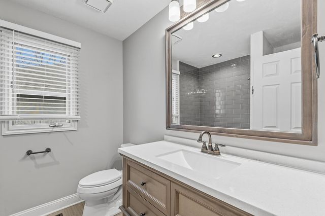 507 N Bay Country St, Wichita, KS 67235