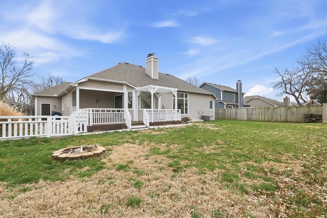 507 N Bay Country St, Wichita, KS 67235