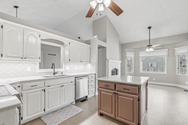 507 N Bay Country St, Wichita, KS 67235