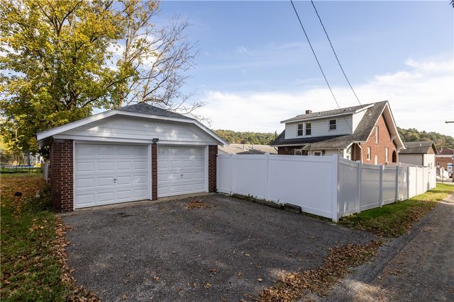 3515 Lincoln Avenue, Finleyville, PA 15332