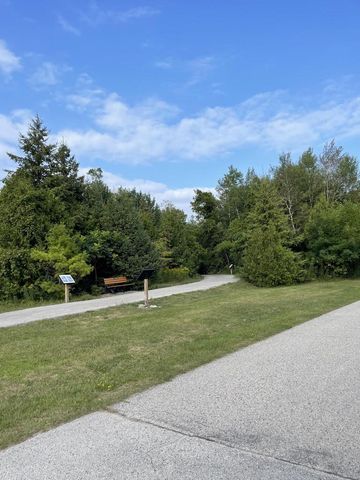 6860 Bay Shore DRIVE, Egg Harbor, WI 54209