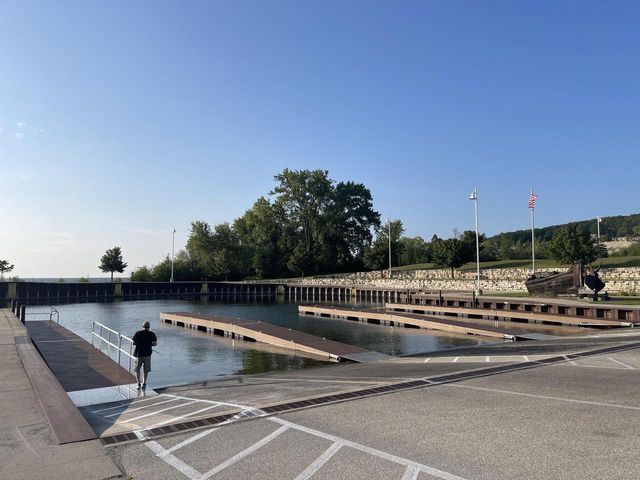 6860 Bay Shore DRIVE, Egg Harbor, WI 54209