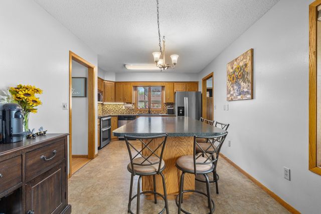 1624 12TH ST SW, Minot, ND 58701