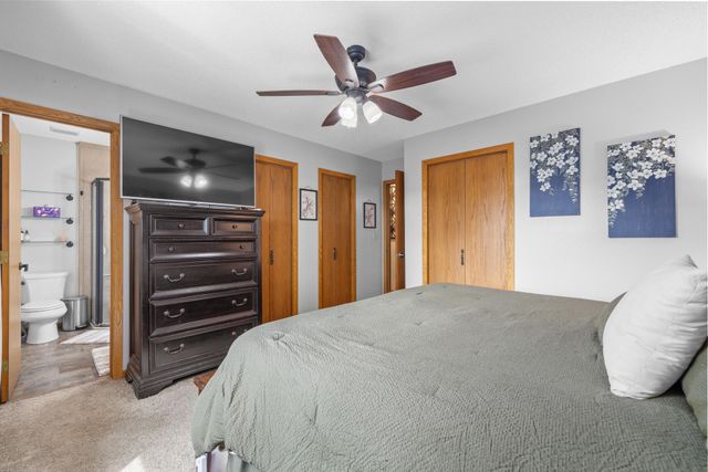 1624 12TH ST SW, Minot, ND 58701