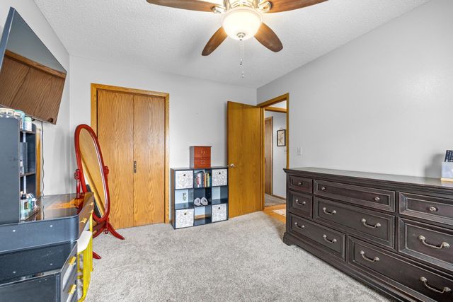 1624 12TH ST SW, Minot, ND 58701