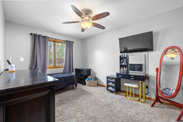 1624 12TH ST SW, Minot, ND 58701