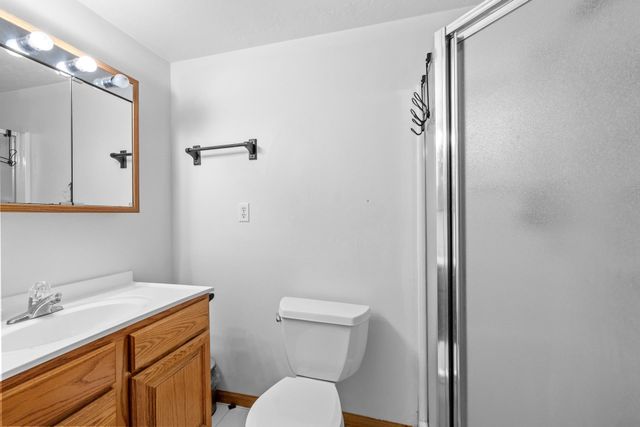 1624 12TH ST SW, Minot, ND 58701