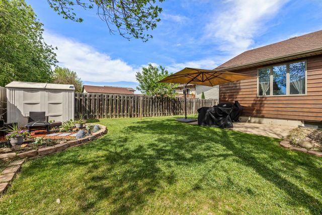 1624 12TH ST SW, Minot, ND 58701