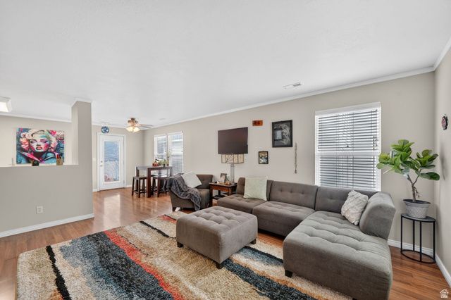1977 N 2225 W, Clinton, UT 84015
