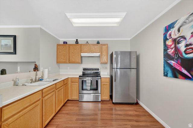 1977 N 2225 W, Clinton, UT 84015
