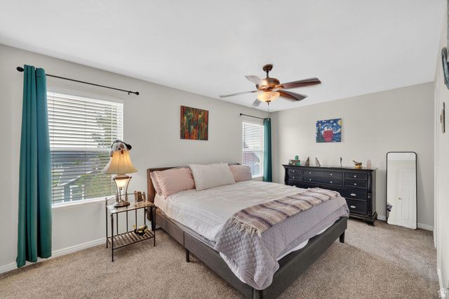 1977 N 2225 W, Clinton, UT 84015