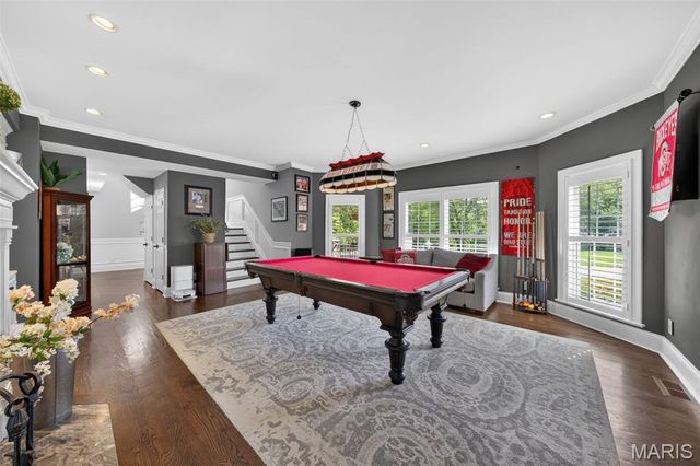 9801 Hilltop Drive, Sunset Hills, MO 63128