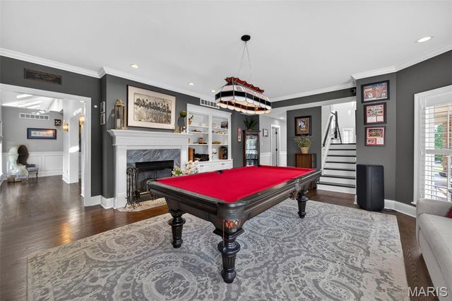 9801 Hilltop Drive, Sunset Hills, MO 63128