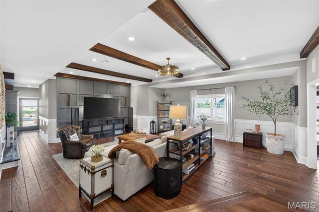 9801 Hilltop Drive, Sunset Hills, MO 63128