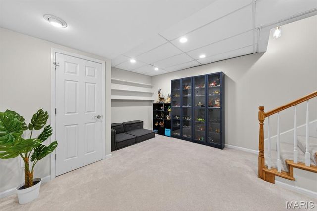 9801 Hilltop Drive, Sunset Hills, MO 63128